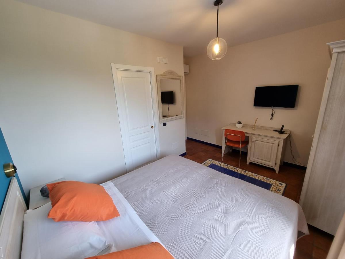 Casa Fifina Rooms Sant'Egidio del Monte Albino 外观 照片