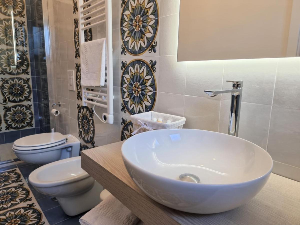 Casa Fifina Rooms Sant'Egidio del Monte Albino 外观 照片